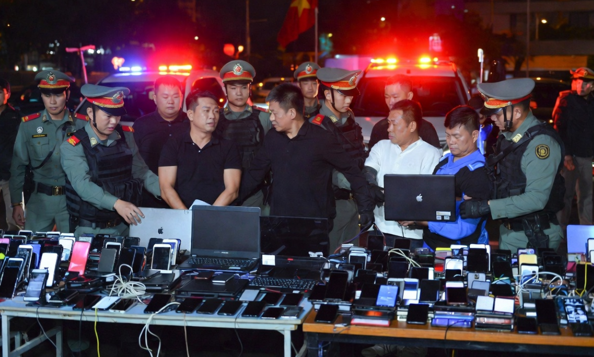 You are currently viewing Police Arrest Foreign Nationals in Major Online Scam